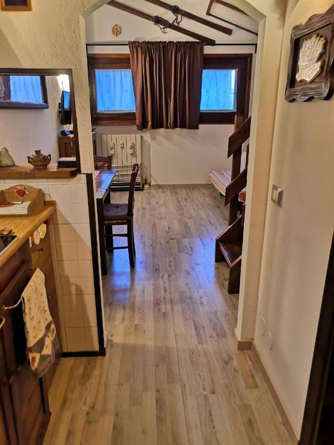 Le Petit Refuge Cervinia Lägenhet Breuil-Cervinia Exteriör bild